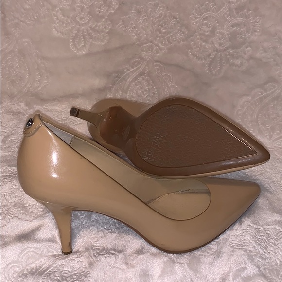 Michael Kors - Picture 3 of 5